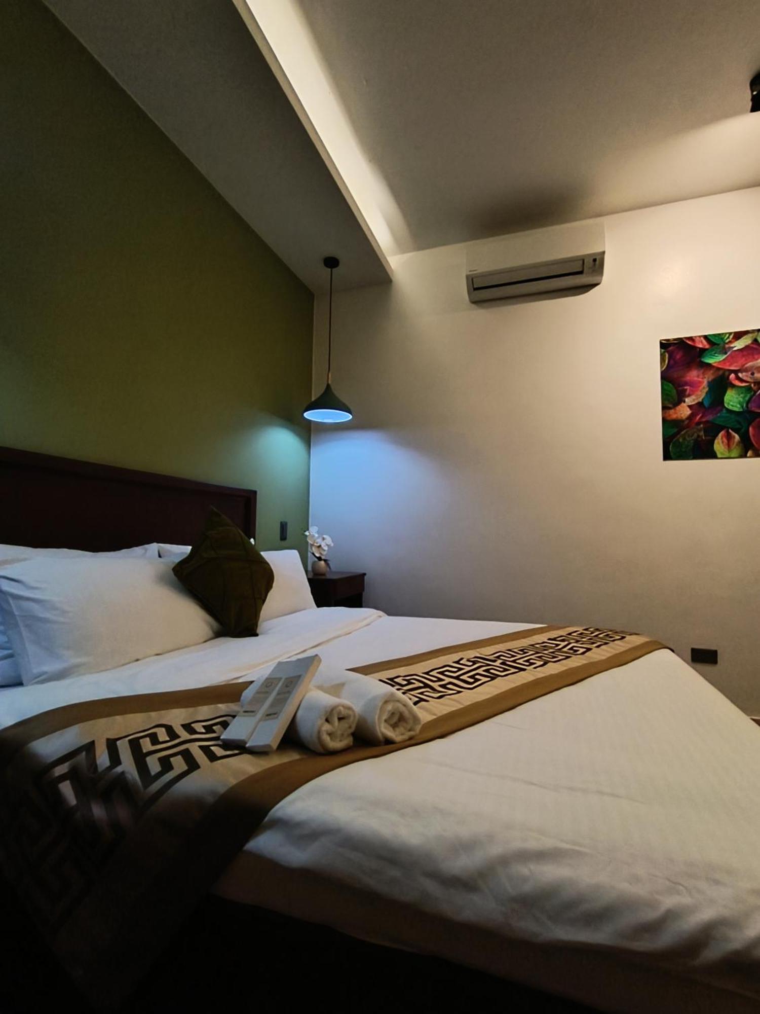 Plato De Ciudad II Hotel Caticlan Exterior photo