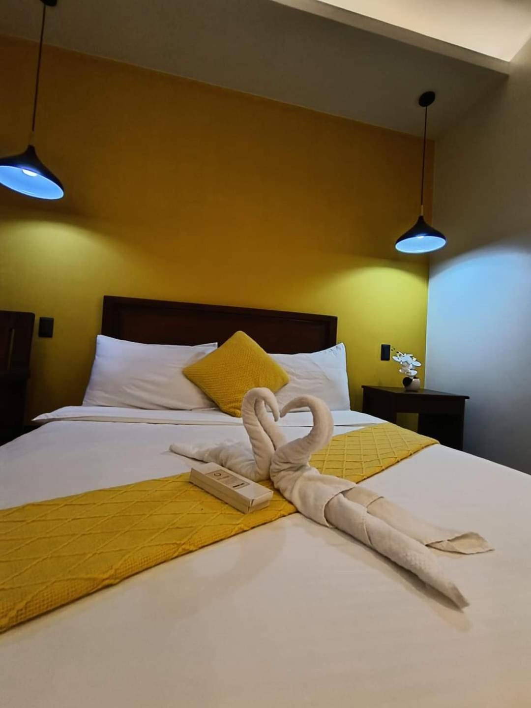 Plato De Ciudad II Hotel Caticlan Exterior photo